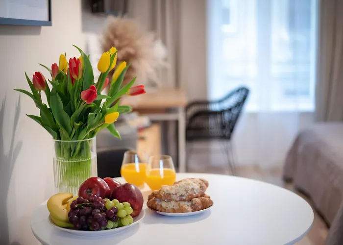 #Stayhere - Modern & Central Studio Apartments