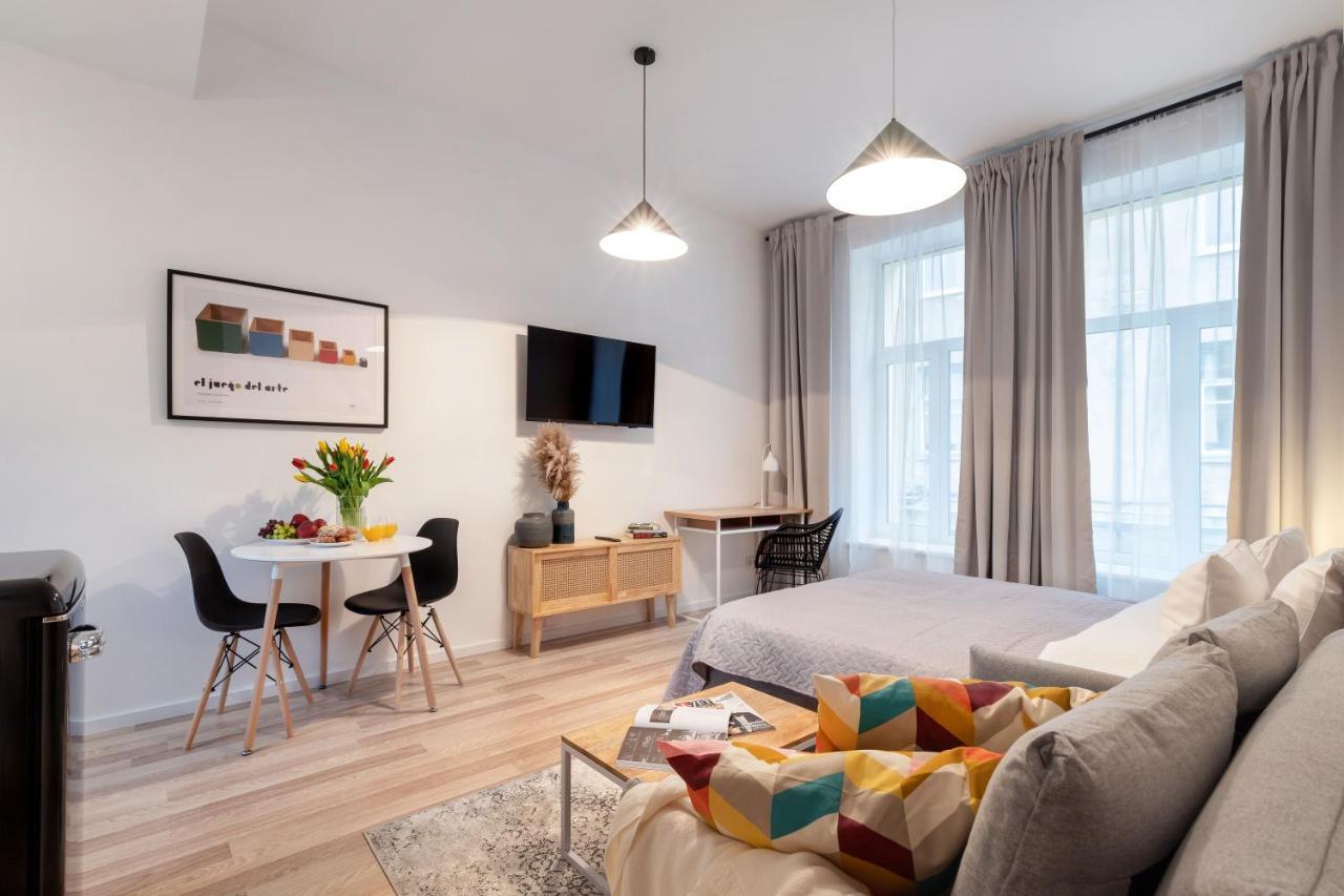 #stayhere - Modern & Wilna